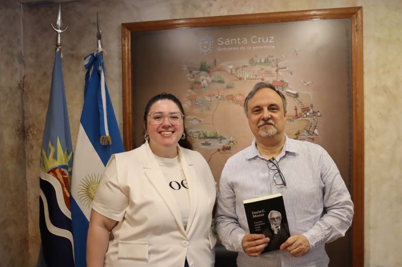Darío Mosso entre cuentos, memoria y Santa Cruz