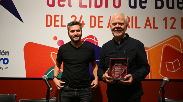 Día de Santa Cruz en la Feria Internacional del Libro