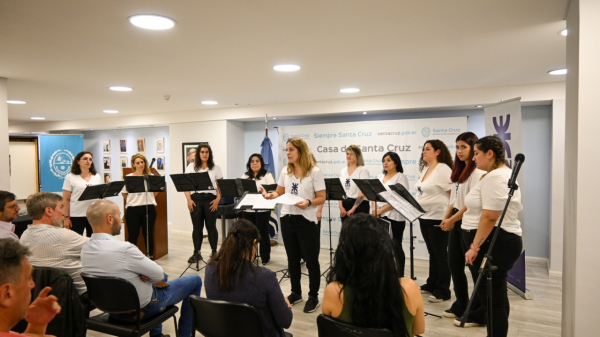 El Coro Femenino UTN Regional se presentó en Casa de Santa Cruz