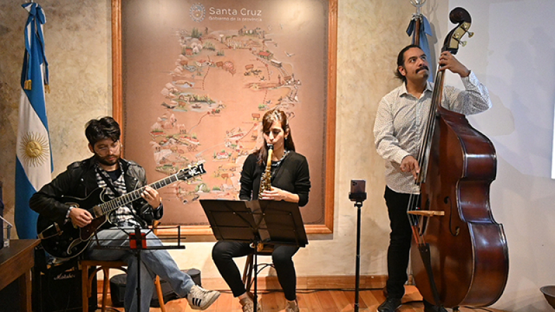 &quot;Damos a conocer la variada cultura y gastronomía santacruceña en cada evento&quot;