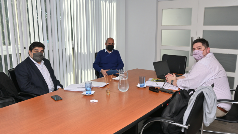 El director de la Casa de Santa Cruz recibió al ministro de salud