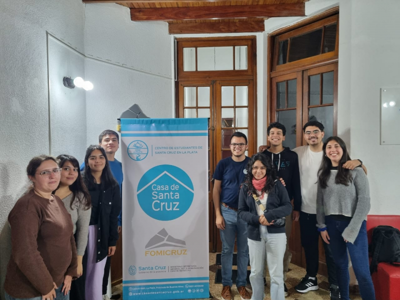 La Casa de las Juventudes fue sede de encuentro santacruceño