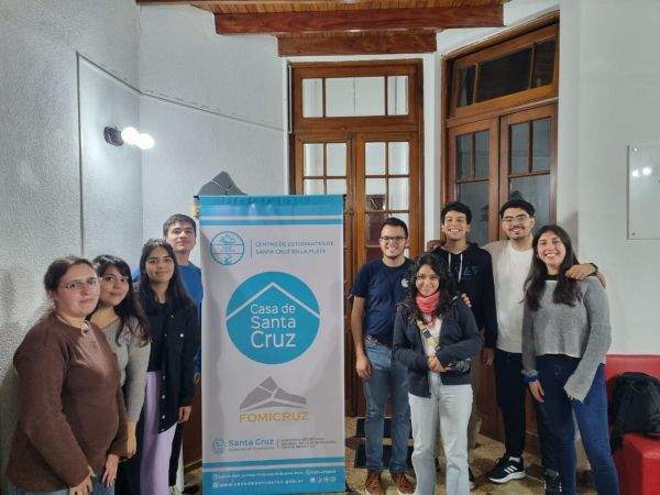 La Casa de las Juventudes fue sede de encuentro santacruceño