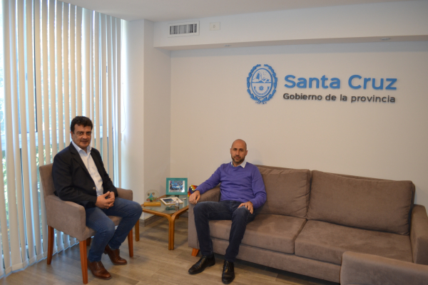 El director de Casa Santa Cruz recibió al diputado nacional Gustavo “Kaky” González
