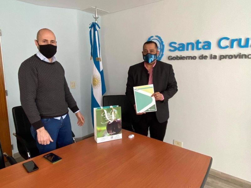 Intendente de Los Antiguos se reunió con el director de la Casa de Santa Cruz