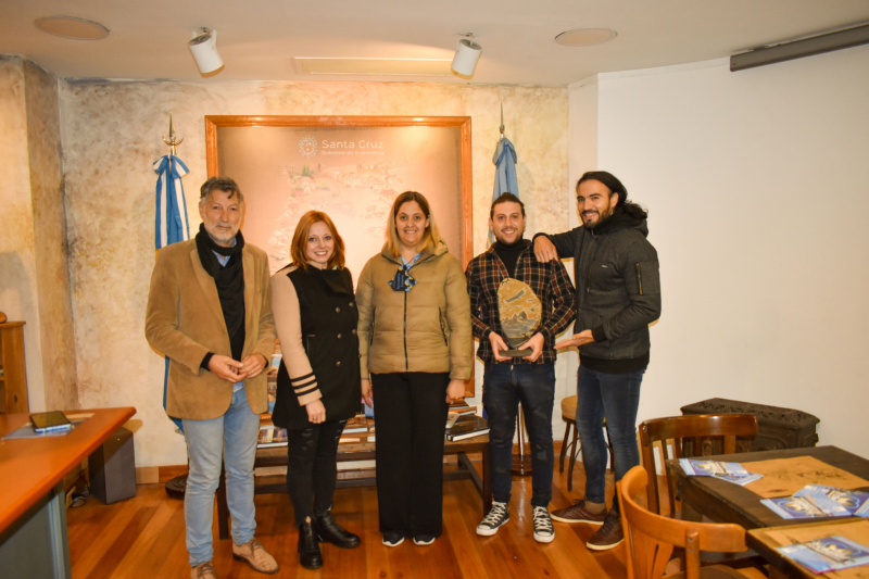 La secretaria de Turismo de El Chaltén brindó una charla informativa en Casa de Santa Cruz