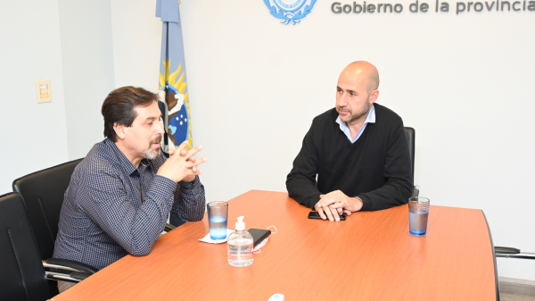 Andrés La Blunda se reunió en Buenos Aires con el intendente de Puerto Santa Cruz